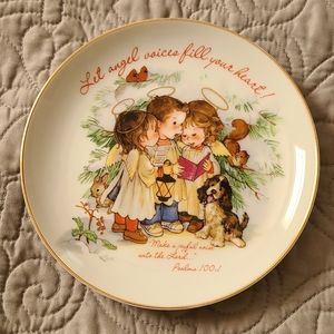 Vintage American Greetings Decorative Christmas 1985 Porcelain Plate 6 1/2"